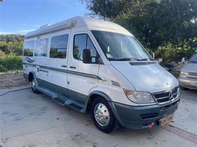 2004 Pleasure-Way Plateau   - Photo 3 - Brea, CA 92822