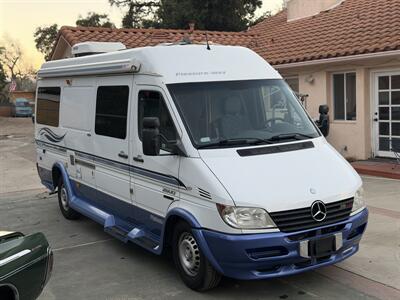 2004 Pleasure-Way Plateau - Photo 2 - San Diego, CA 91977