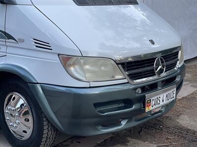 2004 Pleasure-Way Plateau   - Photo 19 - Brea, CA 92822