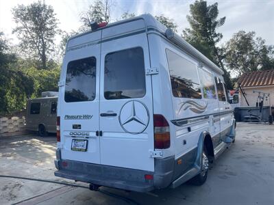 2004 Pleasure-Way Plateau   - Photo 6 - Brea, CA 92822