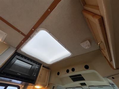 2002 Winnebago RIALTA 22FD   - Photo 49 - Chino Hills, CA 91709