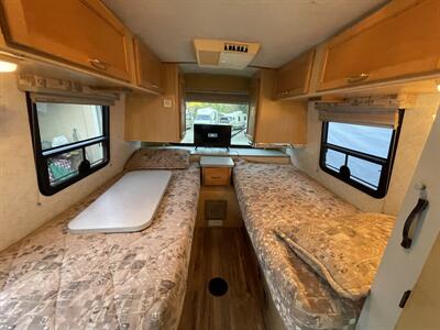 2002 Winnebago RIALTA 22FD   - Photo 59 - Chino Hills, CA 91709