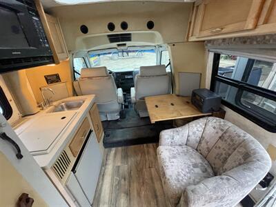 2002 Winnebago RIALTA 22FD   - Photo 56 - Chino Hills, CA 91709