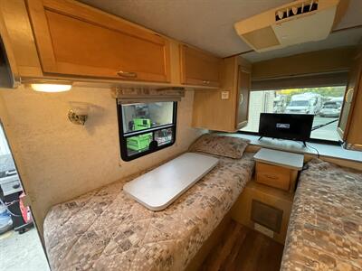 2002 Winnebago RIALTA 22FD   - Photo 57 - Chino Hills, CA 91709
