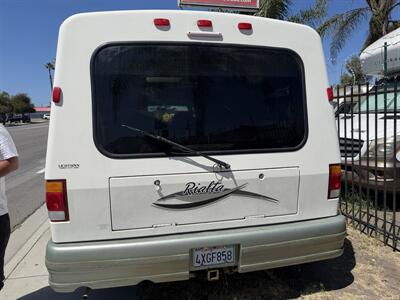 2002 Winnebago Rialta 22HD Eurovan - Photo 19 - San Diego, CA 91977