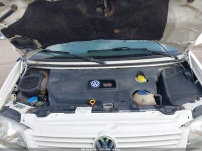 2001 Winnebago RIALTA 22HD   - Photo 16 - Chino Hills, CA 91709