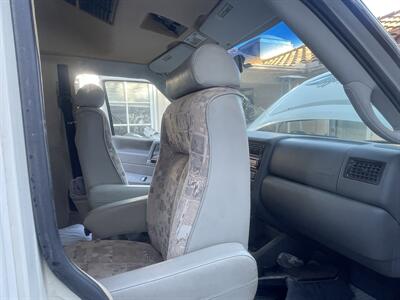 2001 Winnebago RIALTA 22HD   - Photo 72 - Brea, CA 92822