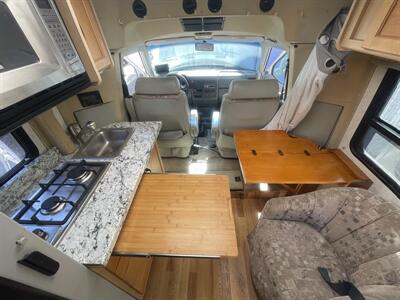 2001 Winnebago RIALTA 22HD   - Photo 4 - Brea, CA 92822