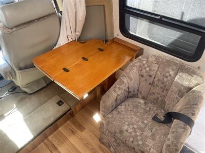 2001 Winnebago RIALTA 22HD   - Photo 43 - Brea, CA 92822