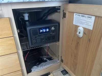 2001 Winnebago RIALTA 22HD   - Photo 83 - Brea, CA 92822