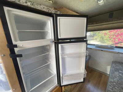 2001 Winnebago RIALTA 22HD   - Photo 48 - Brea, CA 92822