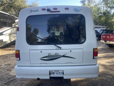 2001 Winnebago RIALTA 22HD   - Photo 59 - Brea, CA 92822