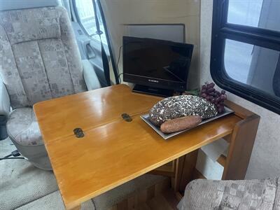 2001 Winnebago RIALTA 22HD   - Photo 85 - Brea, CA 92822