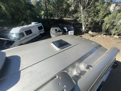 2011 COACH HOUSE PLATINUM II 24 1 XL   - Photo 8 - Chino Hills, CA 91709