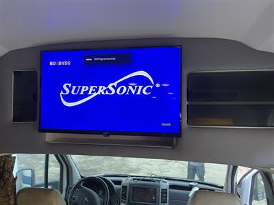 2011 COACH HOUSE PLATINUM II 24 1 XL   - Photo 37 - Chino Hills, CA 91709