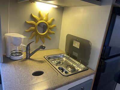 2011 COACH HOUSE PLATINUM II 24 1 XL   - Photo 4 - Chino Hills, CA 91709