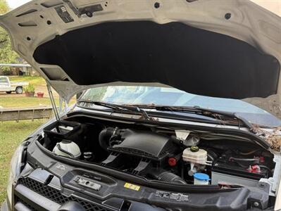 2011 COACH HOUSE PLATINUM II 24 1 XL   - Photo 17 - Chino Hills, CA 91709