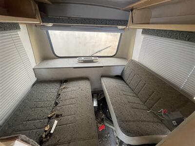 1999 Winnebago RIALTA   - Photo 2 - Chino Hills, CA 91709