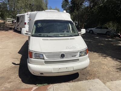 1999 Winnebago RIALTA   - Photo 13 - Chino Hills, CA 91709