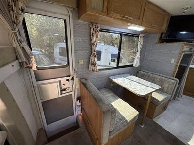 2002 Winnebago VISTA 21B Rialta   - Photo 50 - Chino Hills, CA 91709