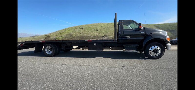 2012 Ford FLATBED F-750  