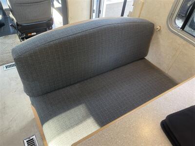 2005 Winnebago VIEW 23H   - Photo 21 - Brea, CA 92822