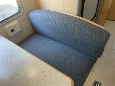 2005 Winnebago VIEW 23H   - Photo 22 - Brea, CA 92822