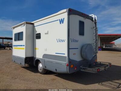 2005 Winnebago VIEW 24   - Photo 3 - Brea, CA 92822