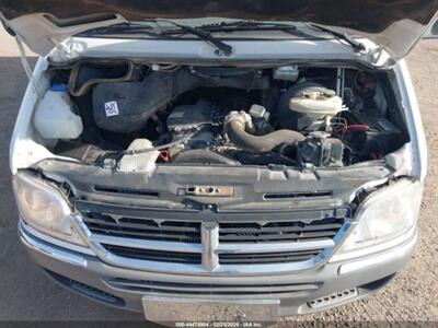 2005 Winnebago VIEW 24   - Photo 9 - Brea, CA 92822