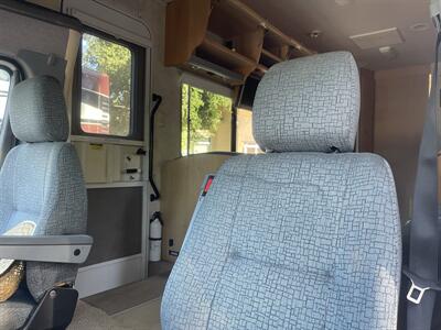 2005 Winnebago VIEW 23H   - Photo 38 - Brea, CA 92822