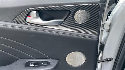 2023 Kia Stinger GT2   - Photo 28 - Chino Hills, CA 91709