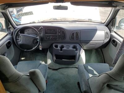 2001 Pleasure-Way Excel TD 190 - Photo 27 - San Diego, CA 91977