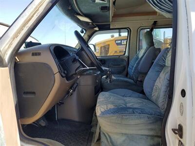 2001 Pleasure-Way Excel TD 190 - Photo 7 - San Diego, CA 91977