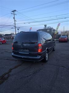 2005 Chevrolet Venture LS   - Photo 4 - Salem, OR 97302