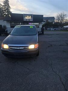 2005 Chevrolet Venture LS   - Photo 2 - Salem, OR 97302