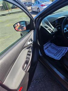 2013 Ford Focus SE   - Photo 7 - Salem, OR 97302