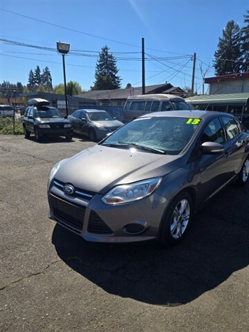 2013 Ford Focus SE   - Photo 1 - Salem, OR 97302