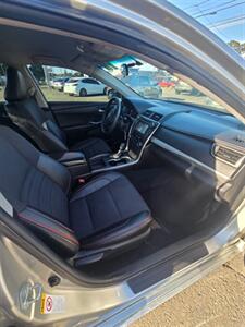2017 Toyota Camry LE   - Photo 11 - Salem, OR 97302
