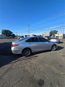 2017 Toyota Camry LE   - Photo 3 - Salem, OR 97302