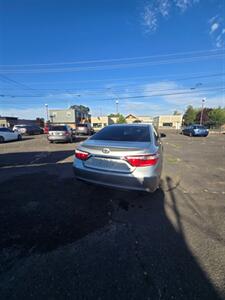 2017 Toyota Camry LE   - Photo 4 - Salem, OR 97302