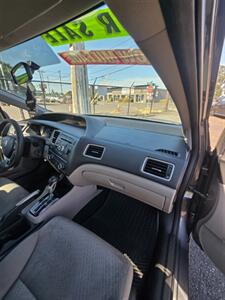 2014 Honda Civic LX - Photo 12 - Salem, OR 97302