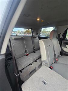 2012 GMC Acadia SL   - Photo 7 - Salem, OR 97302