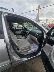 2012 GMC Acadia SL   - Photo 9 - Salem, OR 97302
