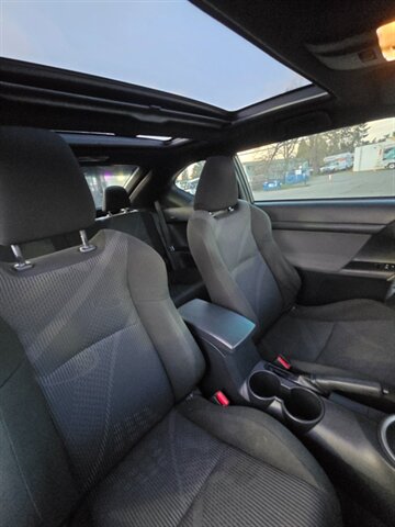 2011 Scion tC - Photo 13 - Salem, OR 97302