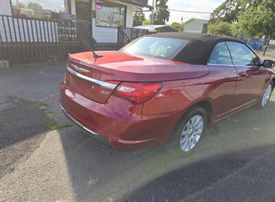 2011 Chrysler 200 Touring   - Photo 2 - Salem, OR 97302
