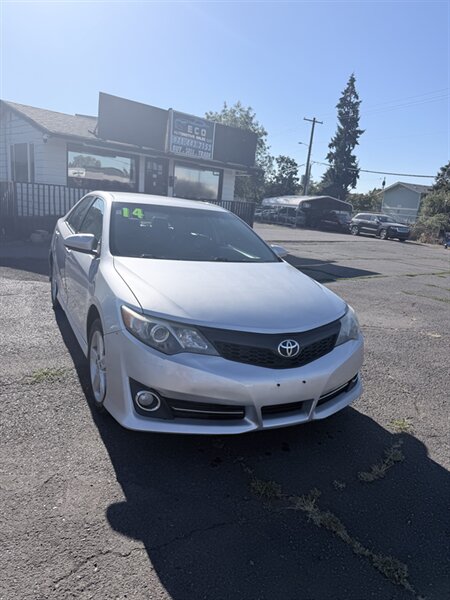 2014 Toyota Camry L   - Photo 1 - Salem, OR 97302
