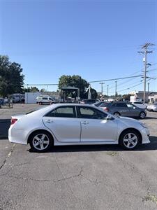 2014 Toyota Camry L - Photo 3 - Salem, OR 97302