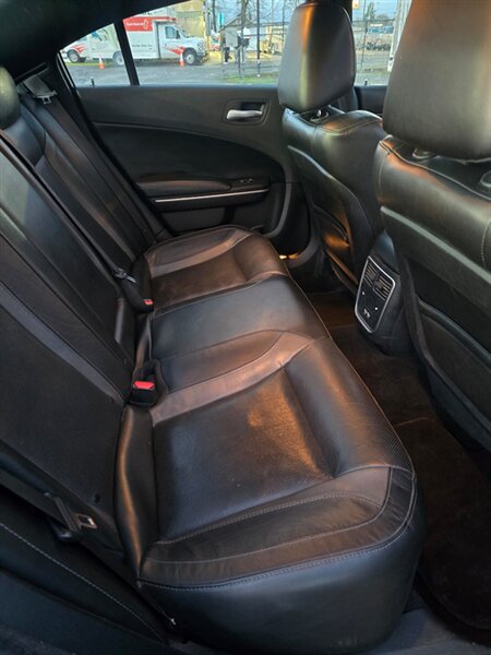 2020 Dodge Charger SXT - Photo 10 - Salem, OR 97302