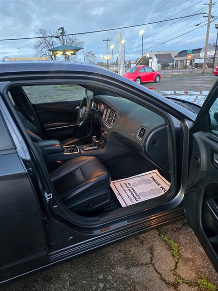 2020 Dodge Charger SXT - Photo 7 - Salem, OR 97302