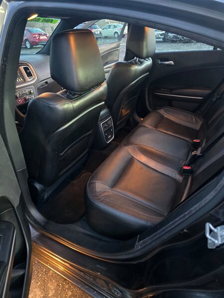 2020 Dodge Charger SXT - Photo 9 - Salem, OR 97302